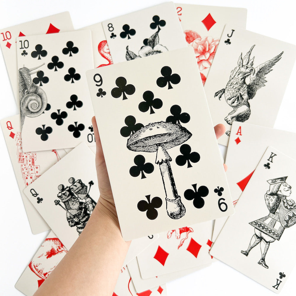 THE QUEEN'S GUARDS GIANT PLAYING CARDS