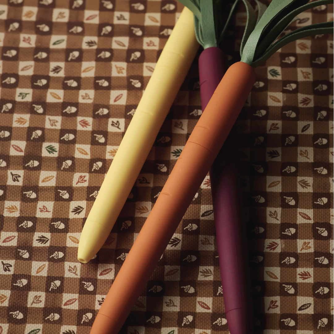 Bunch of Carrot Pens