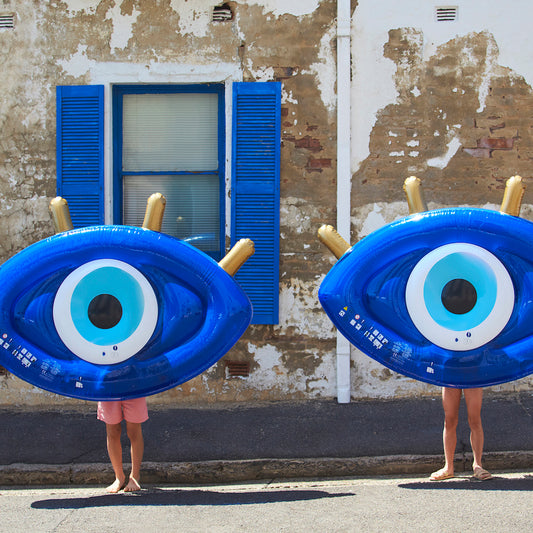 Luxe Lie-On Float Greek Eye Blue